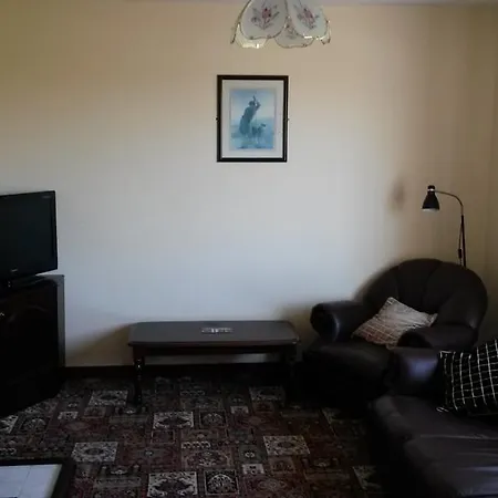 Holiday Homes *